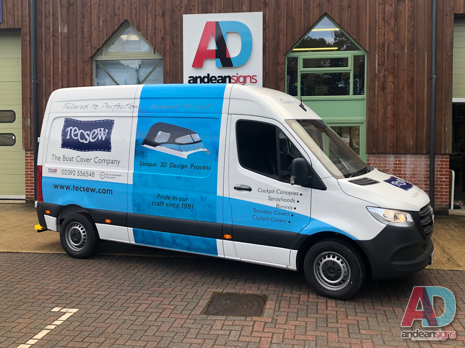 Tecsew - Mercedes Sprinter vehicle graphics & Wrapping